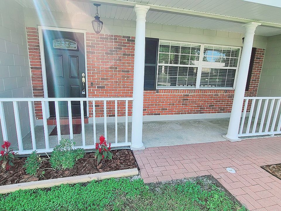 1st image of 108 Poe Dr