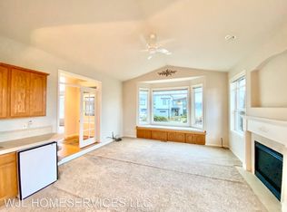 3904 Park Ave N, Renton, WA 98056