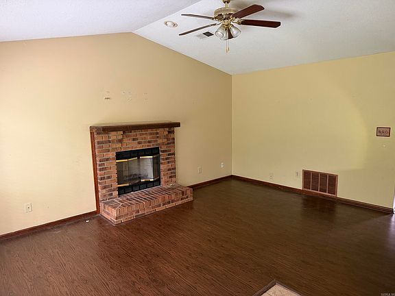 5th image of 37 Pinedale Cir