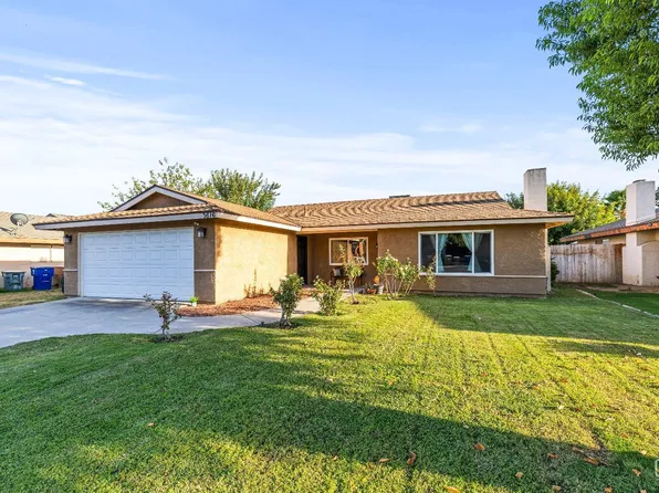 3616 S Half Moon Dr, Bakersfield, CA 93309