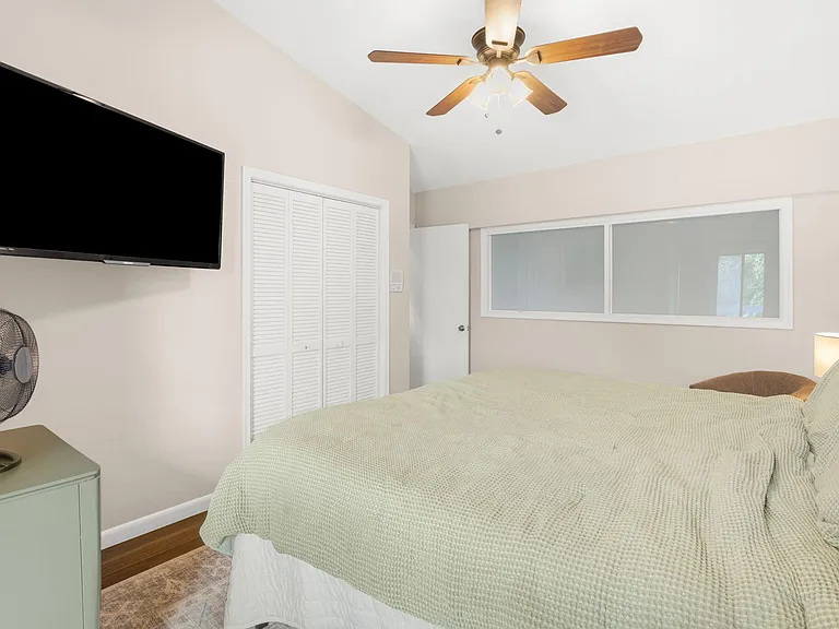 2956 Florida Blvd — Photo 27
