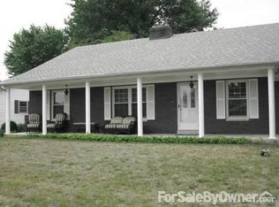 318 Summit St, Red Bud, IL 62278