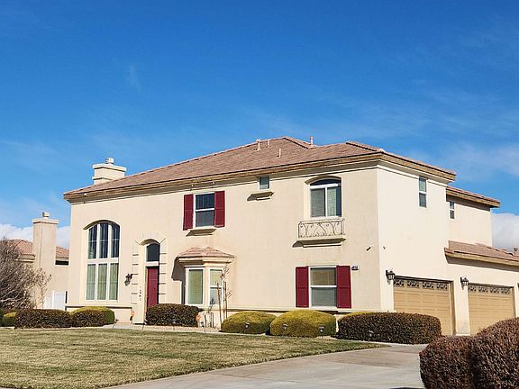 2nd image of 19150 La Quinta Pl