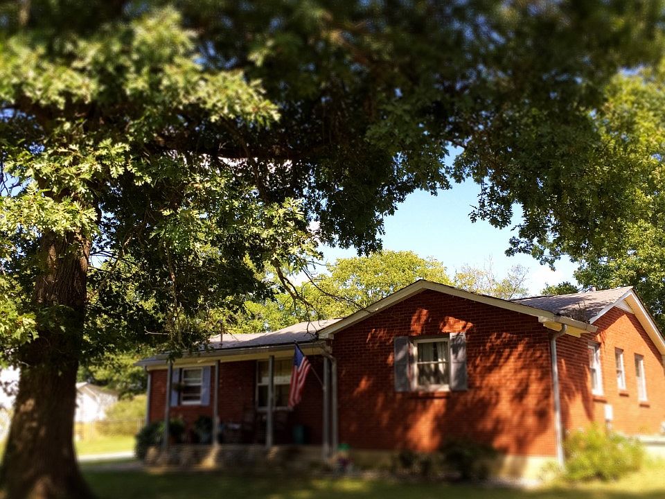 2nd image of 118 Cranwill Dr
