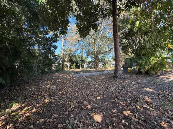 5341 Mobilaire Drive, West Palm Beach, FL 33417