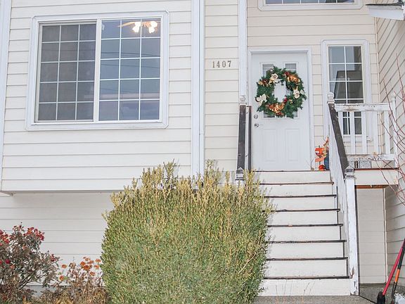 4th image of 1407 W Pear Ave