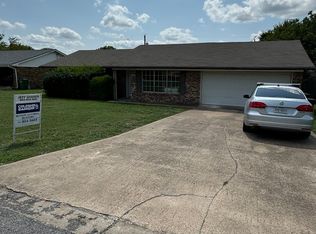 920 Ricketts St, Howe, TX 75459