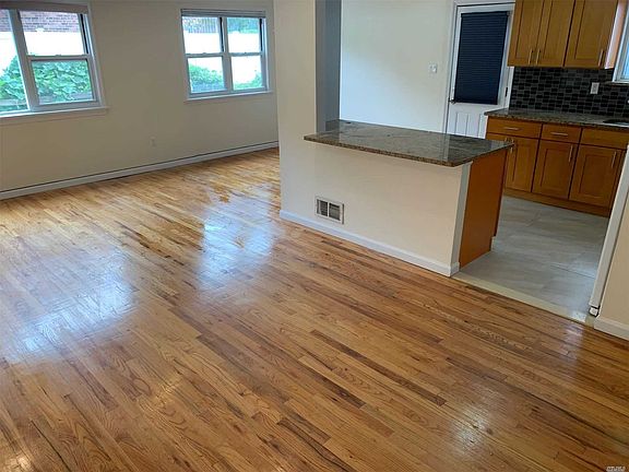 4th image of 6505 Douglaston Pkwy Floor 1