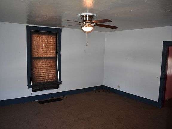 3rd image of 683 Slate Hollow Ct