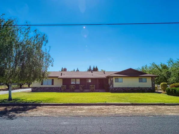 201 S Blossom Rd, Waterford, CA 95386