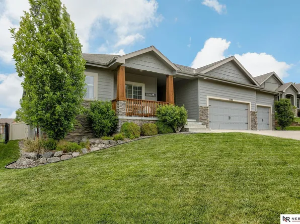 17210 Camp St, Omaha, NE 68136