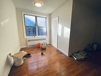 Rented by Silverstein Collection LLC 