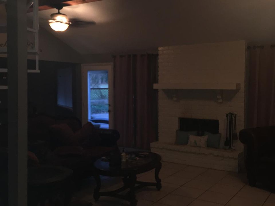 1st image of 904 Wildwood #1