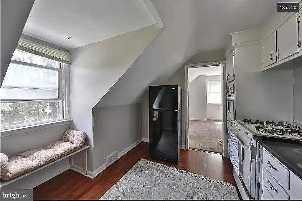 1 bed, 1.0 bath, 600 sqft, $1,300 — Photo 3
