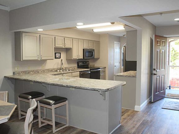 2nd image of 350 S Wildwood Dr APT B14