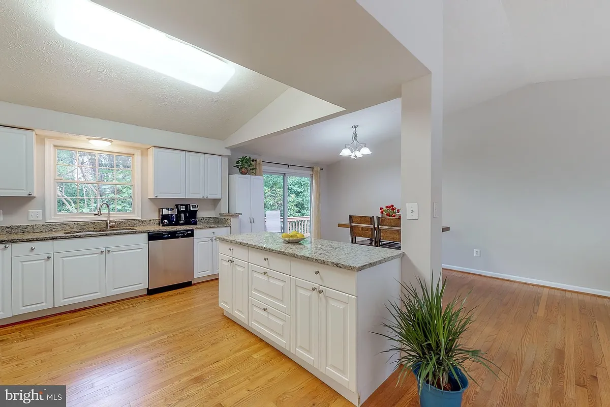 Building Photo - 8405 Terra Woods Dr
