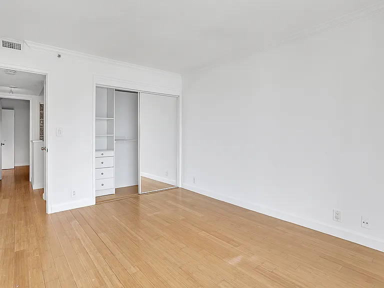 1541 Brickell Ave #105 — Photo 46