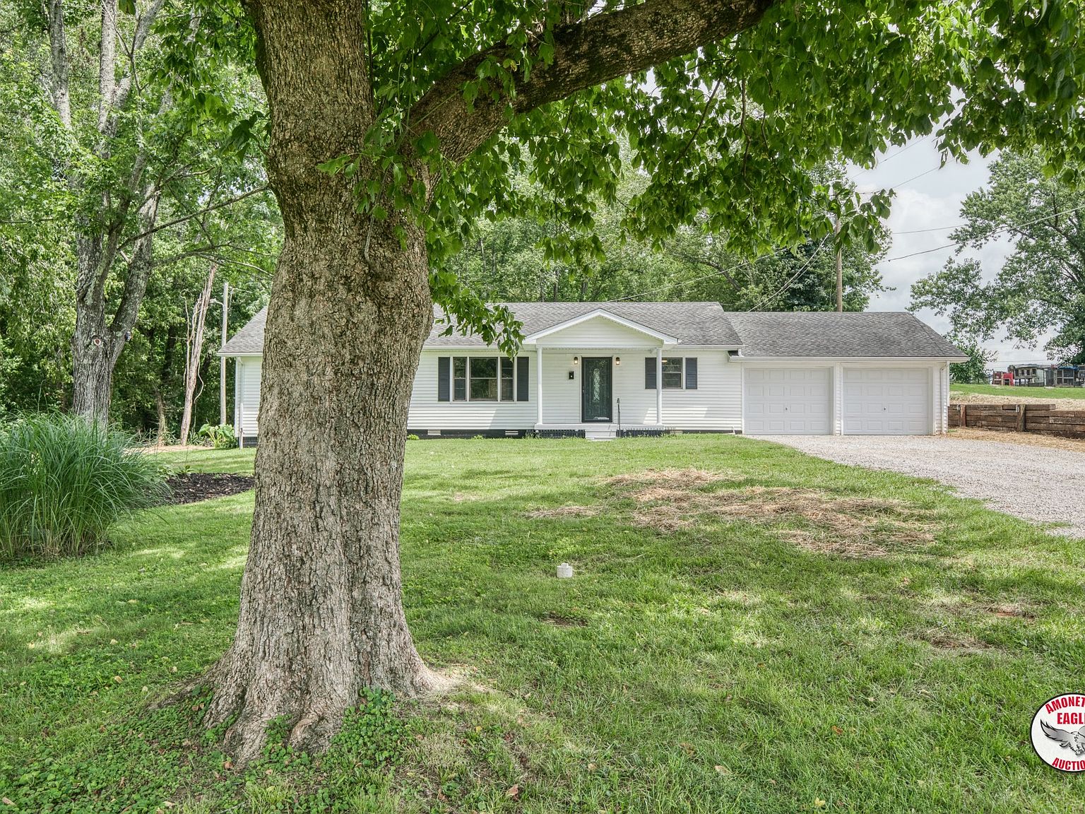 206 S Hospital St, Albany, KY 42602 | MLS #11200663 | Zillow