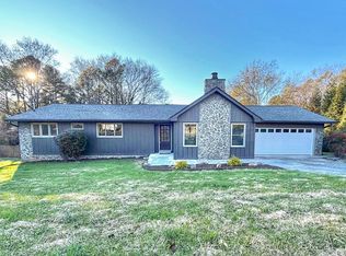 1902 W Brookhaven Cir, Dalton, GA 30720