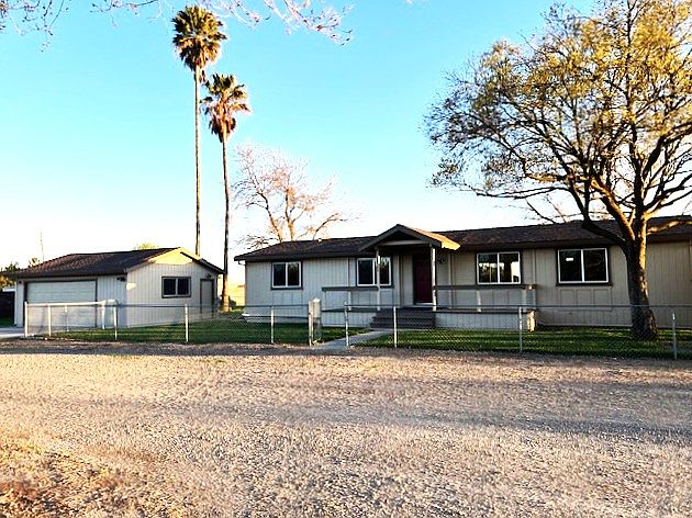 House and 2 Car Garage