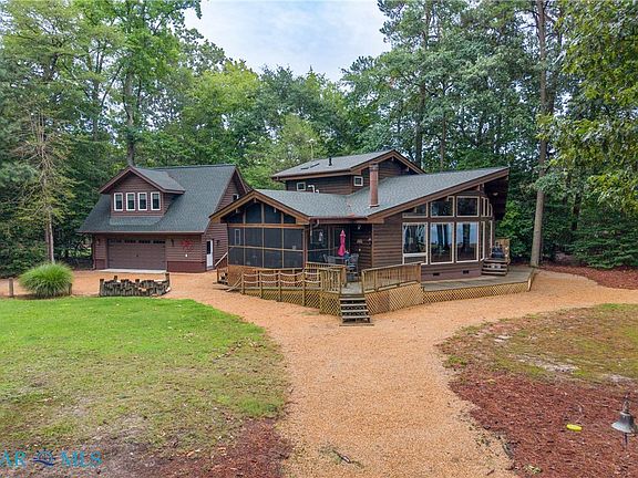 2nd image of 133 Beechland Creek Pl