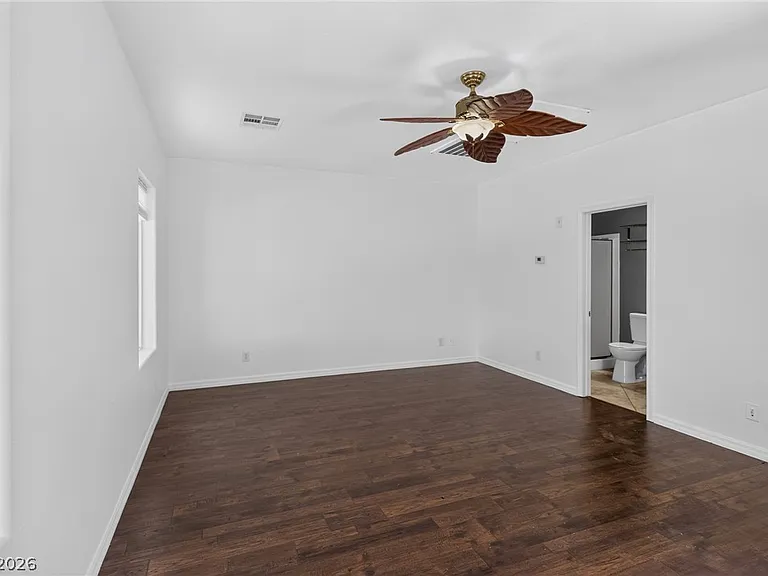 8606 Kennedy Heights Ct — Photo 15