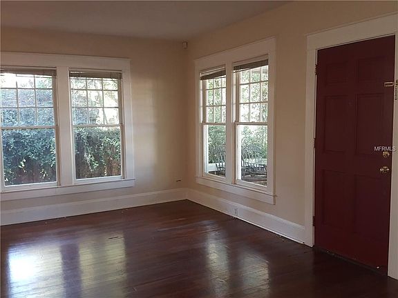 4th image of 710 Woodward St