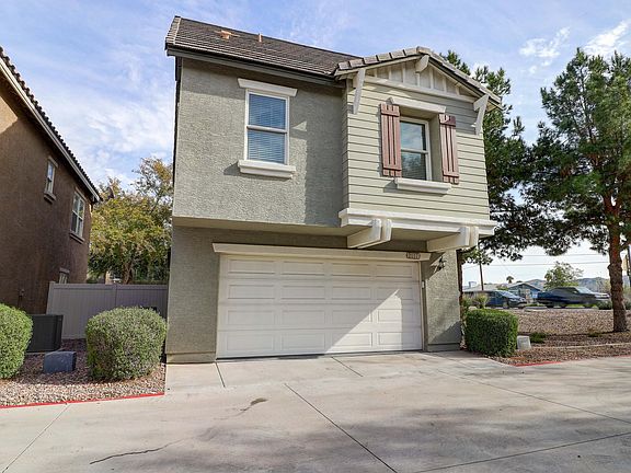 4th image of 2117 E Huntington Dr