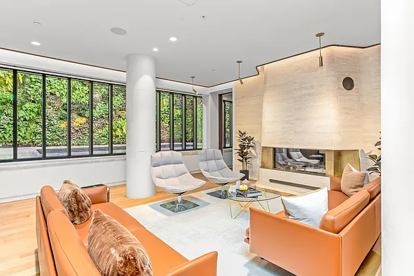 Rented by Compass | media 29