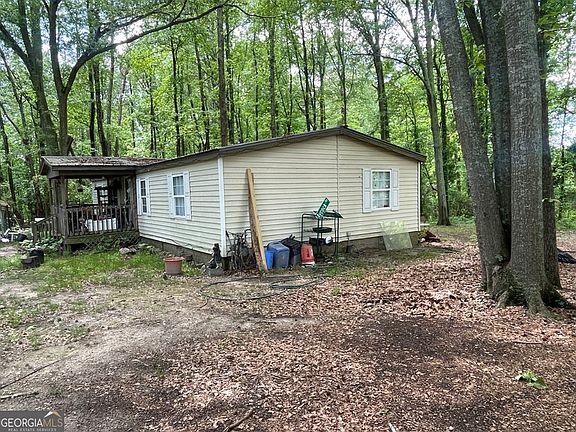 5th image of 1851 McNutt Creek Rd