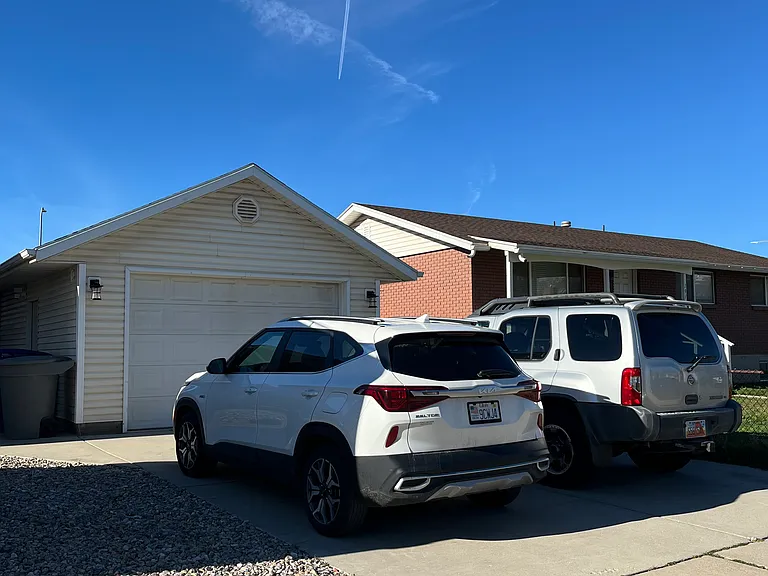 112 W 175 N — Photo 17