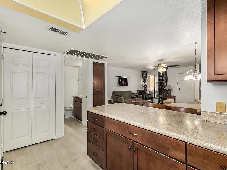 886 W Galveston St #131 — Photo 14