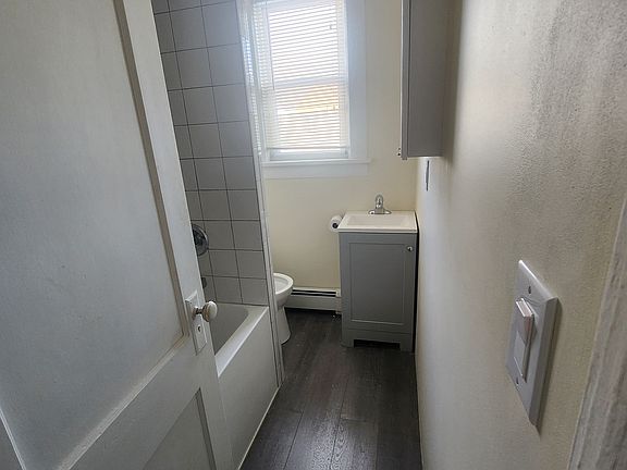 4th image of 45 Alder St #2s & 3s