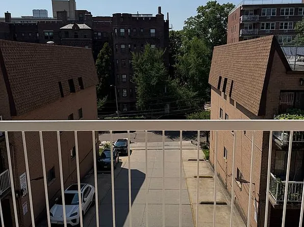 17277A Highland Ave APT 3J, Jamaica, NY 11432