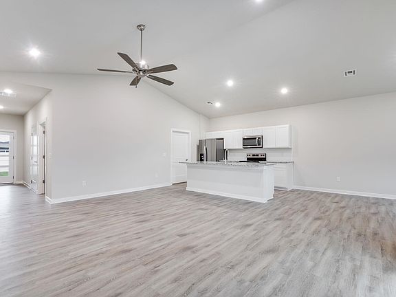 3rd image of 11653 W Scarlett Ct