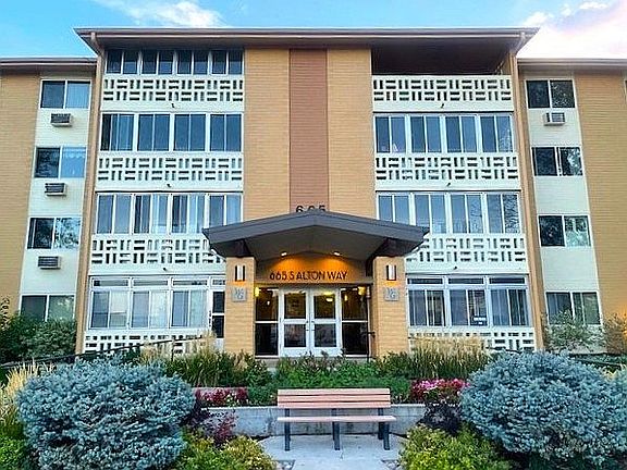 2nd image of 665 S Alton Way APT 5B