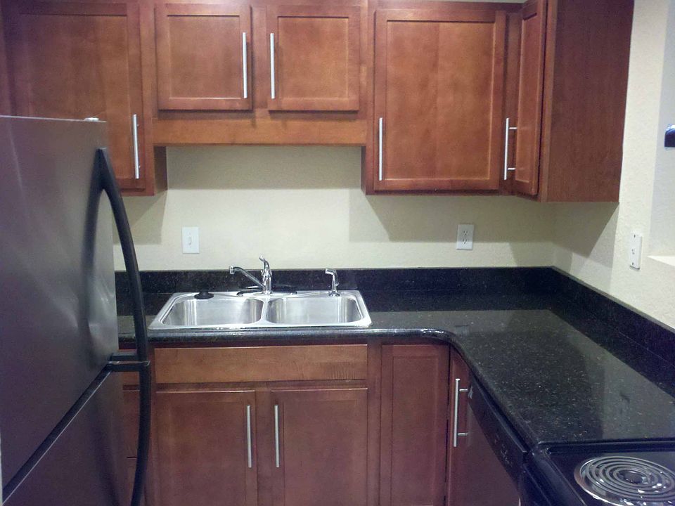 1st image of 1928 Conway Rd APT 25