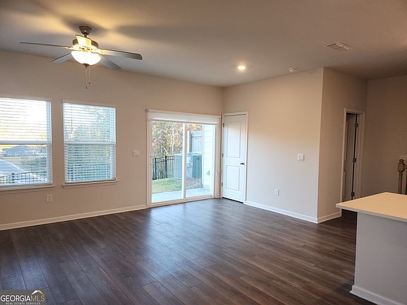 3rd image of 65 Cedar Ln