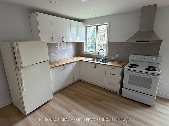 2nd image of 3 Faulkner St #4