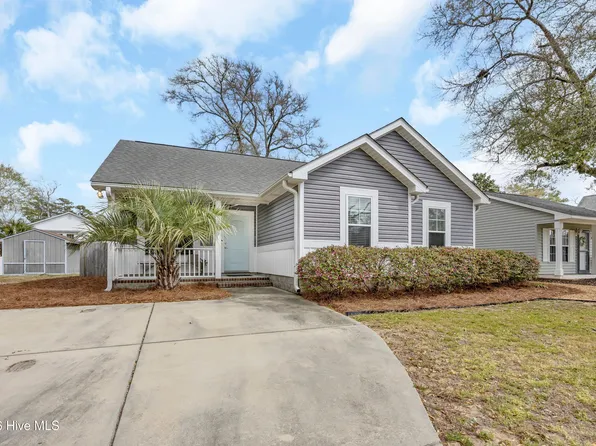 134 NW 17th Street, Oak Island, NC 28465
