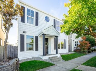 2545 N Village Dr, Santa Rosa, CA 95403