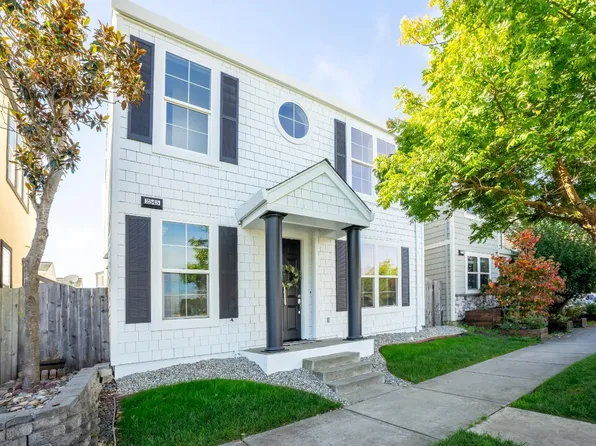 2545 N Village Drive, Santa Rosa, CA 95403