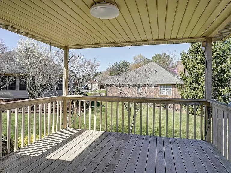 46 Platinum Ct — Photo 22