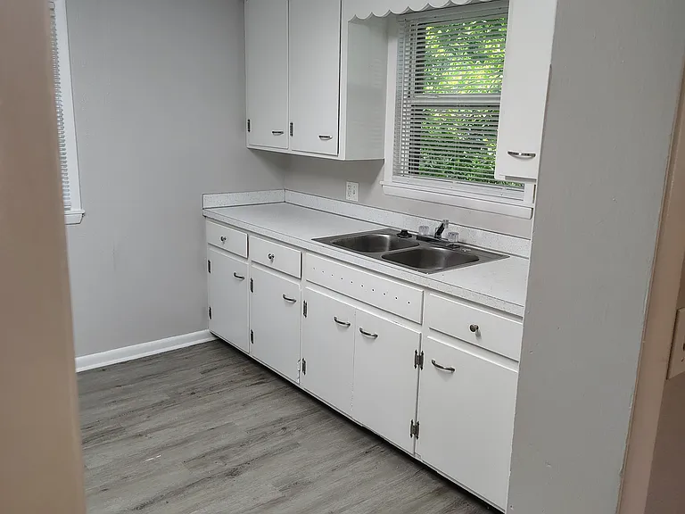 519 S Duncan Ave #1 — Photo 4
