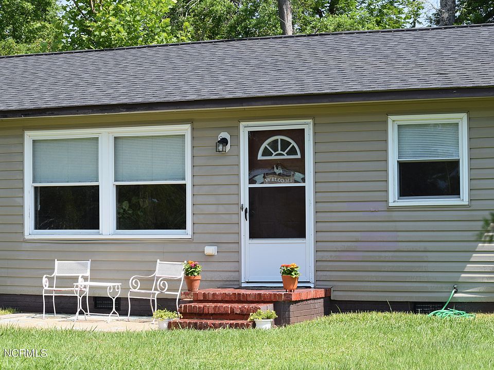 555 Cedar Street, Bolton, NC 28423 Zillow