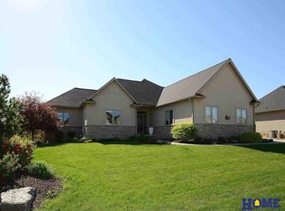 7241 S 96th Ct, Lincoln, NE 68526