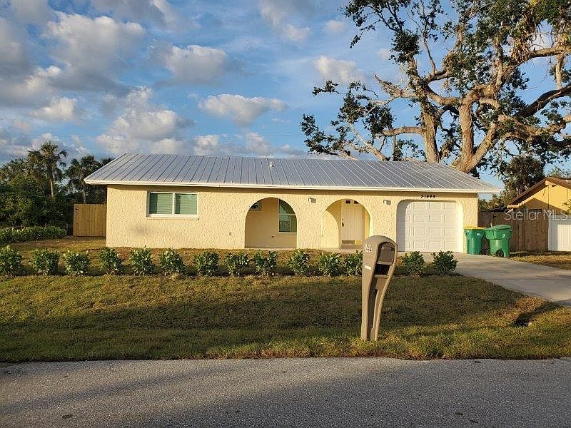 1st image of 21444 Dawson Ave