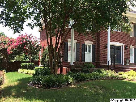 2nd image of 108 Sanoma Dr