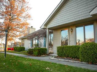7929 Harrisburg Ln, Fort Wayne, IN 46835