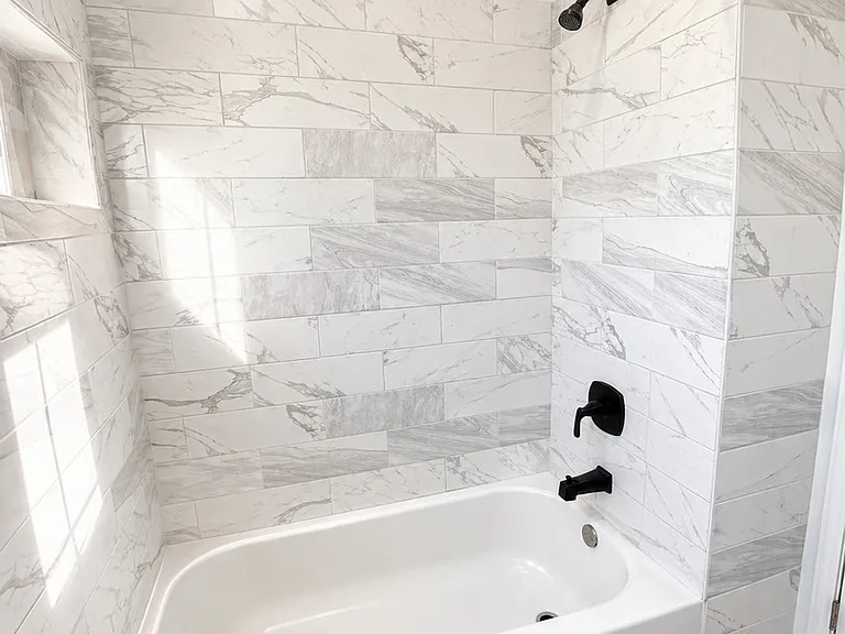 5518 W Melrose St #2 — Photo 4